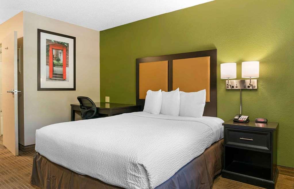 Extended Stay America Suites - Detroit - Кантон Номер фото