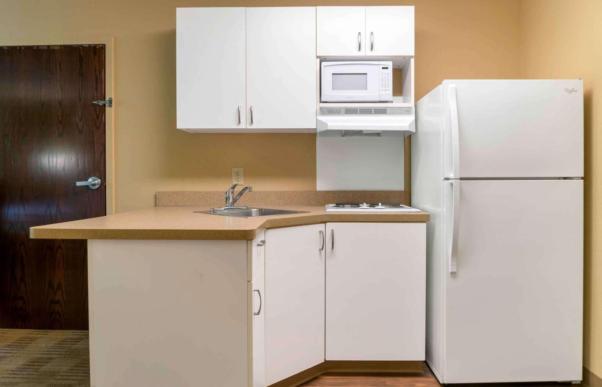 Extended Stay America Suites - Detroit - Кантон Экстерьер фото