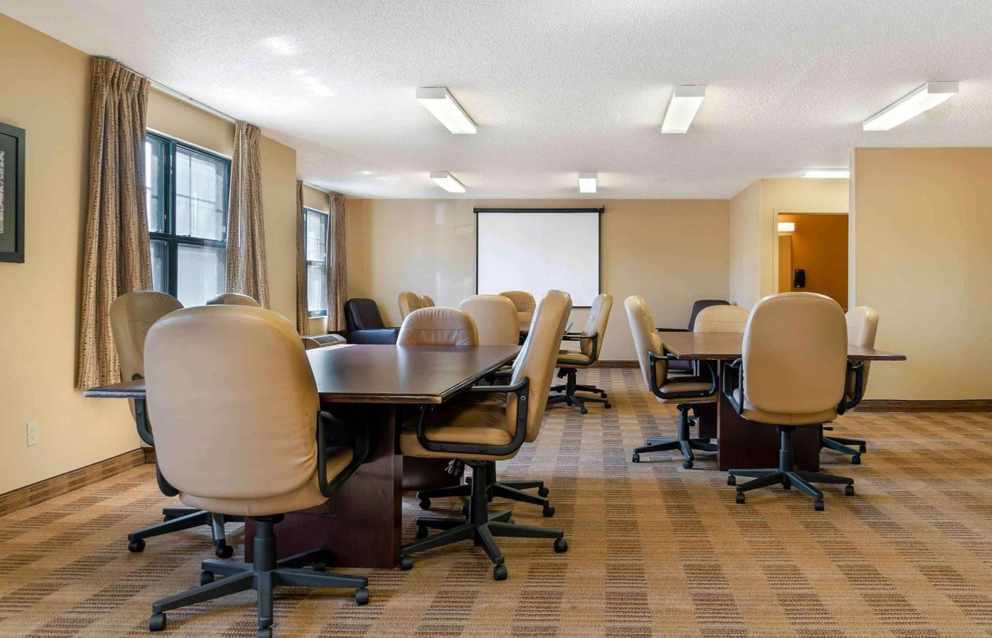 Extended Stay America Suites - Detroit - Кантон Экстерьер фото