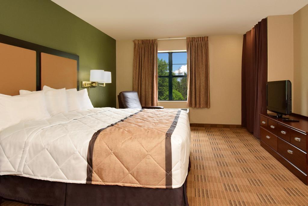 Extended Stay America Suites - Detroit - Кантон Экстерьер фото