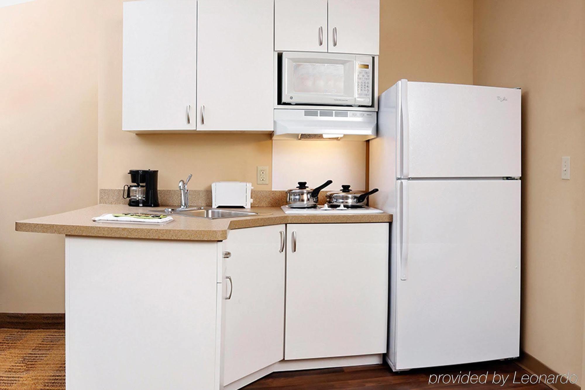Extended Stay America Suites - Detroit - Кантон Экстерьер фото