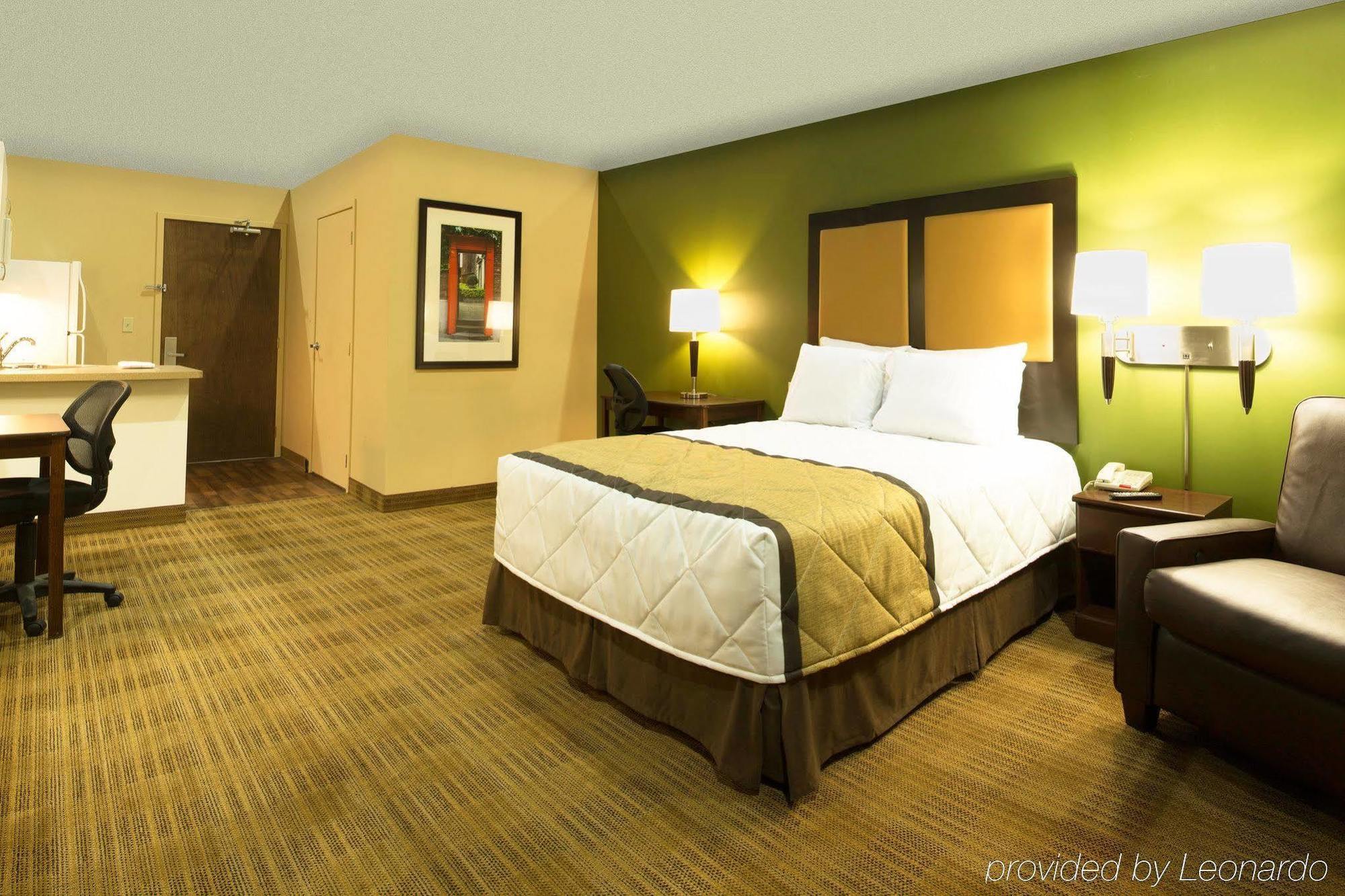 Extended Stay America Suites - Detroit - Кантон Экстерьер фото