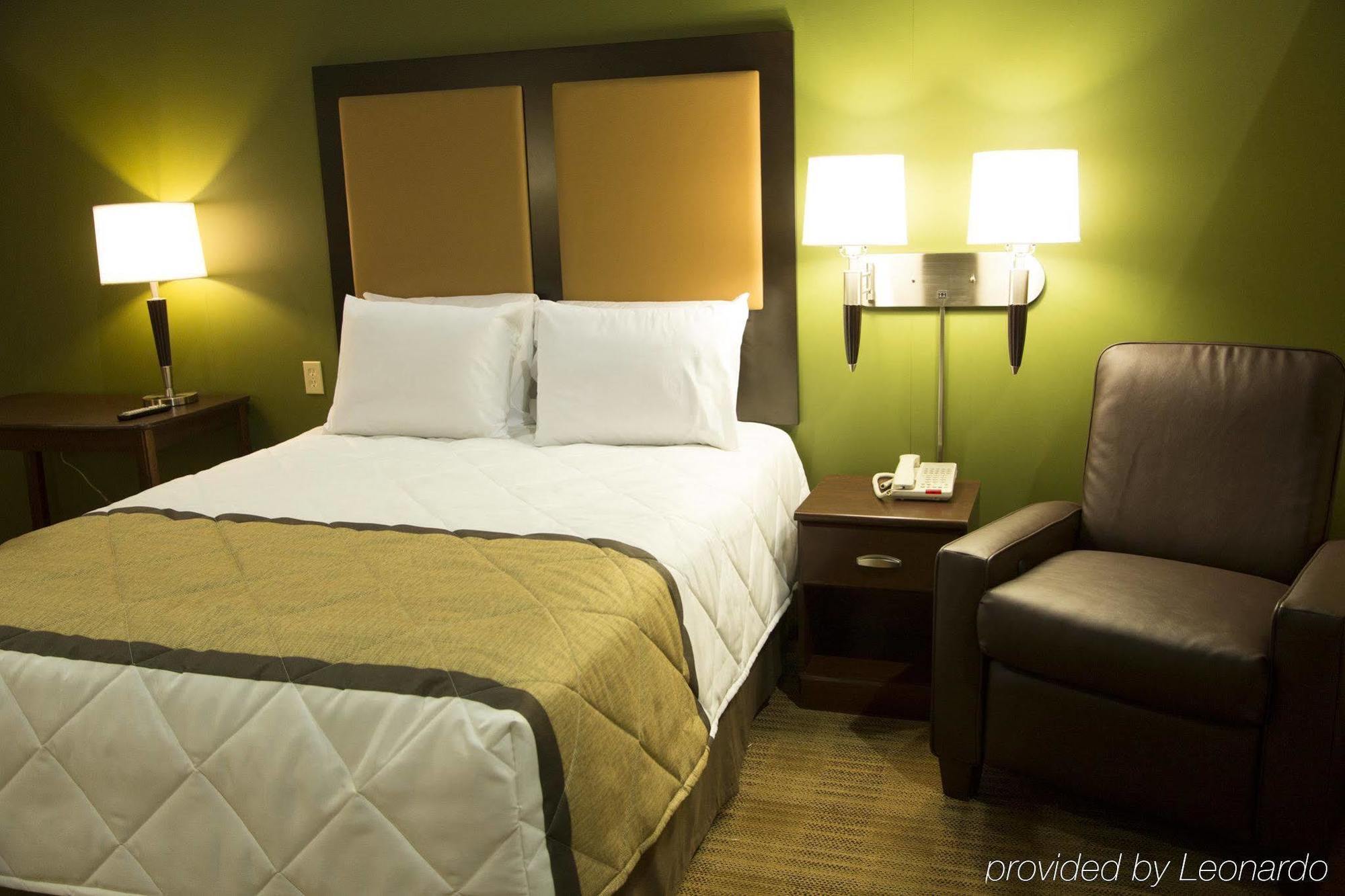Extended Stay America Suites - Detroit - Кантон Экстерьер фото